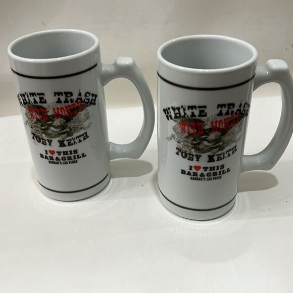 Toby Keith 12 Oz Mugs White Trash With Money Harrahs Las Vegas Set 2 White Black - Picture 3 of 6